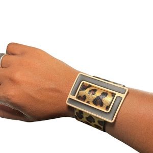 Leopard print bracelet